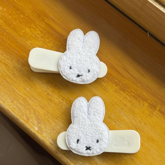 dearcloud Miffy cute hair clips barrettes Crease-Free Hair Clip Set  2 like new - Picture 7 of 8